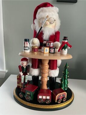 Vintage Bombay Company Santa's Workshop Wooden Nutcracker with Original Box